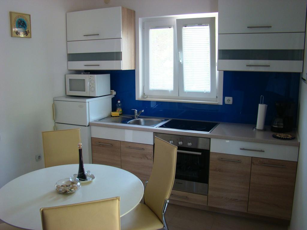 Apartments Pinus Pirovac Cameră foto