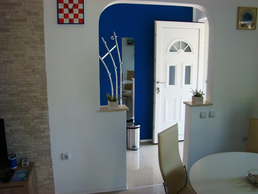 Apartments Pinus Pirovac Cameră foto