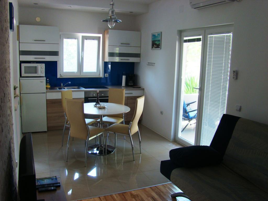 Apartments Pinus Pirovac Cameră foto