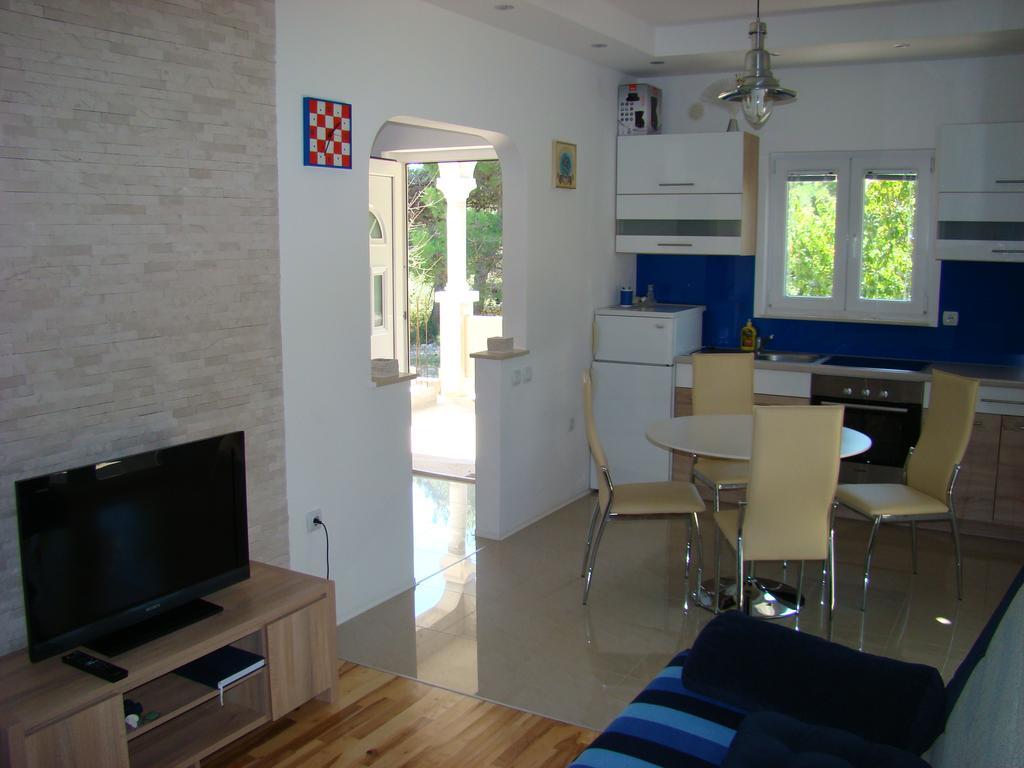 Apartments Pinus Pirovac Cameră foto